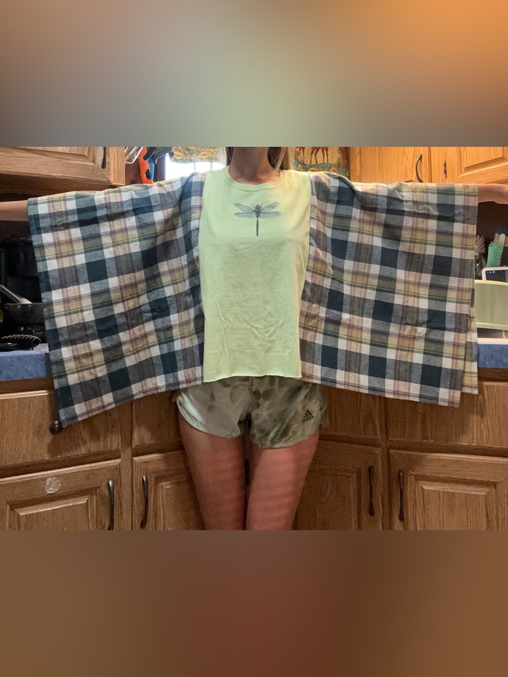 Handmade patchwork poncho - Picture 3 of 5